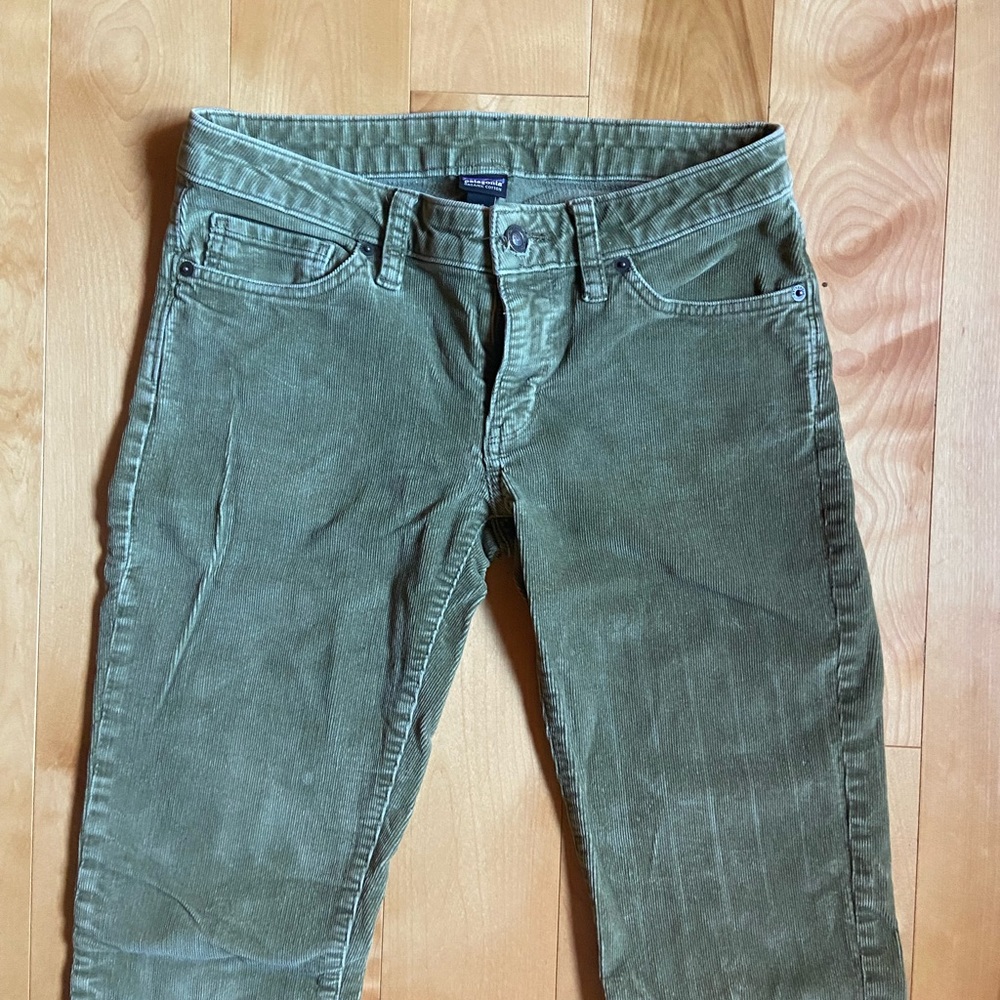 Patagonia women’s green corduroy pants